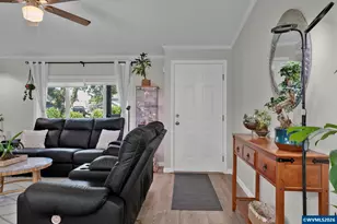 310 Chicago St NE, Albany, OR 97321 - Photo 9