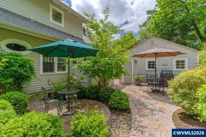 635 Church St SE, Salem, OR 97301 - Photo 43