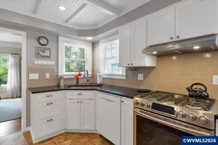 635 Church St SE, Salem, OR 97301 - Photo 15