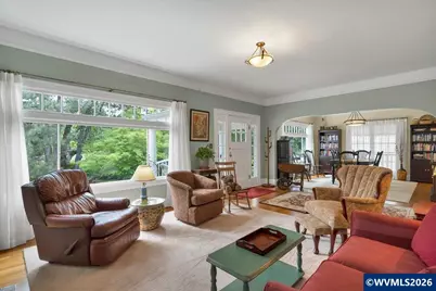 635 Church St SE, Salem, OR 97301 - Photo 11