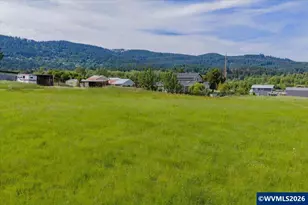 208 NW Lewisburg Ave, Corvallis, OR 97330 - Photo 47