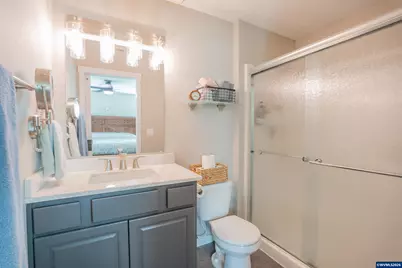191 E Jadon Dr, Lebanon, OR 97355 - Photo 15