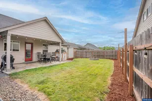 191 E Jadon Dr, Lebanon, OR 97355 - Photo 29