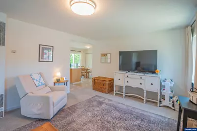 153 S 6th St, Lebanon, OR 97355 - Photo 11