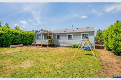 153 S 6th St, Lebanon, OR 97355 - Photo 23