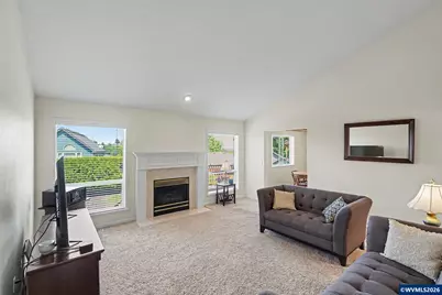 2041 Rollin Av NW, Salem, OR 97304 - Photo 15