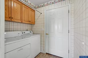 2041 Rollin Ave NW, Salem, OR 97304 - Photo 15