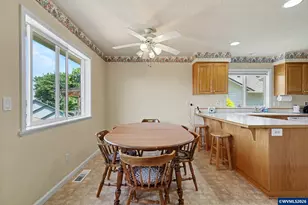 2041 Rollin Ave NW, Salem, OR 97304 - Photo 11
