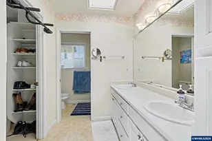 2041 Rollin Ave NW, Salem, OR 97304 - Photo 25