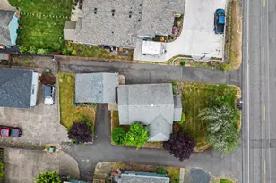 1148 S Water St, Silverton, OR 97381 - Photo 29