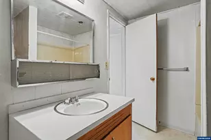1148 S Water St, Silverton, OR 97381 - Photo 17