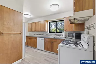 2832 NW Oak Grove Dr, Albany, OR 97321 - Photo 17