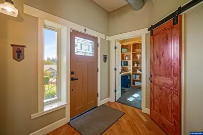 2015 Landaggard Dr NW, Salem, OR 97304 - Photo 5