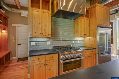 2015 Landaggard Dr NW, Salem, OR 97304 - Photo 15