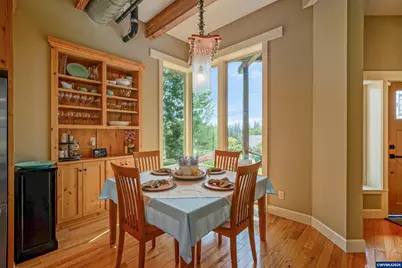 2015 Landaggard Dr NW, Salem, OR 97304 - Photo 11