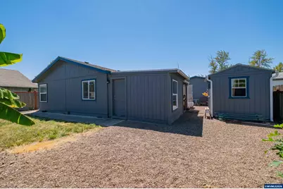 545 W Airway Rd, Lebanon, OR 97355 - Photo 35