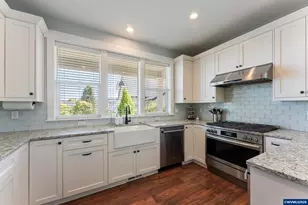 3163 Eagle Ray Ct NW, Salem, OR 97304 - Photo 11