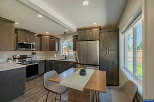 123 Sorbin Av E, Gates, OR 97346 - Photo 13
