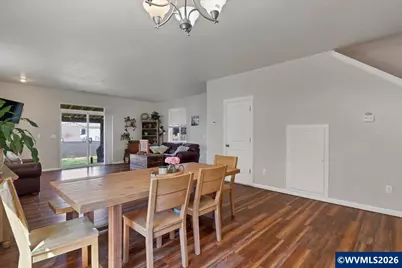 1305 Glacier View St SE, Salem, OR 97317 - Photo 11