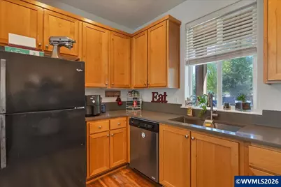 1305 Glacier View St SE, Salem, OR 97317 - Photo 7