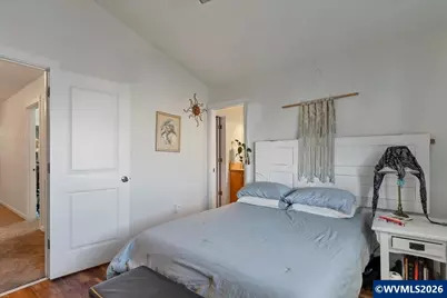 1305 Glacier View St SE, Salem, OR 97317 - Photo 29