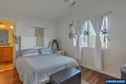 1305 Glacier View St SE, Salem, OR 97317 - Photo 27