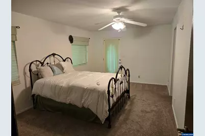 1045 N River Dr, Sweet Home, OR 97386 - Photo 9