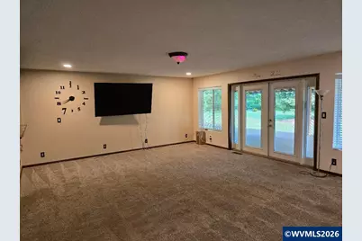 1045 N River Dr, Sweet Home, OR 97386 - Photo 5