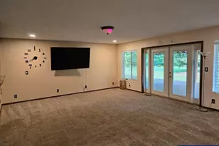 1045 N River Dr, Sweet Home, OR 97386 - Photo 5