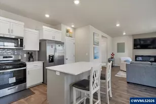 4881 Planet Ave NE, Salem, OR 97305 - Photo 27