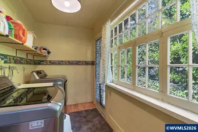 855 20th St NE, Salem, OR 97301 - Photo 25