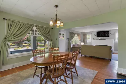855 20th St NE, Salem, OR 97301 - Photo 17