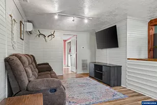 295 10th St, Lyons, OR 97358 - Photo 17
