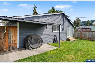 295 10th St, Lyons, OR 97358 - Photo 31