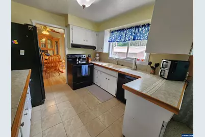 810 Ivy Wy NE, Keizer, OR 97303 - Photo 11