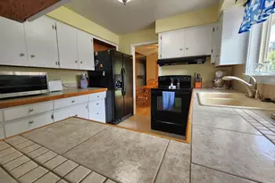 810 Ivy Way NE, Keizer, OR 97303 - Photo 9