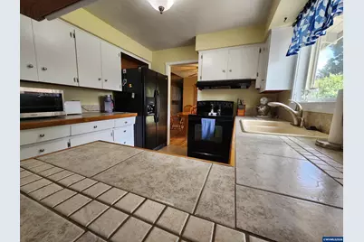 810 Ivy Wy NE, Keizer, OR 97303 - Photo 11