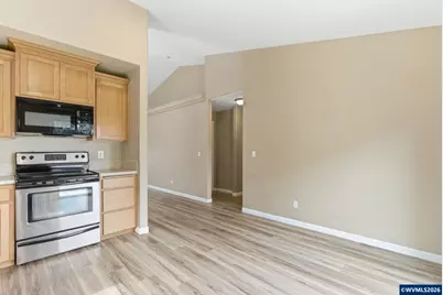 4933 Periwinkle Dr NE, Salem, OR 97301 - Photo 15