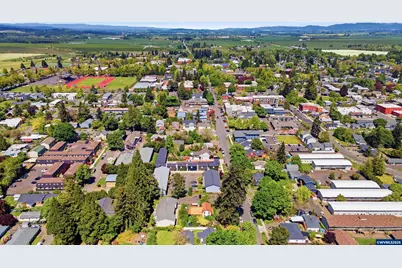 320 Monmouth Av S, Monmouth, OR 97361 - Photo 5