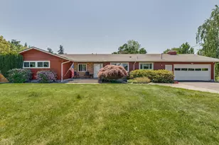 1215 E College St, Mount Angel, OR 97362 - Photo 7