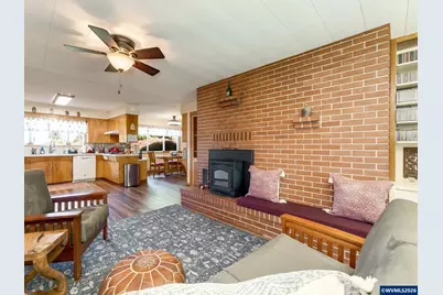 1215 E College St, Mount Angel, OR 97362 - Photo 23