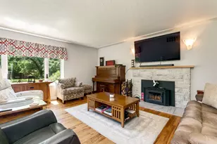 1215 E College St, Mount Angel, OR 97362 - Photo 11