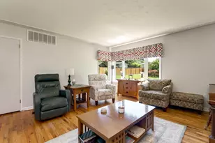 1215 E College St, Mount Angel, OR 97362 - Photo 13