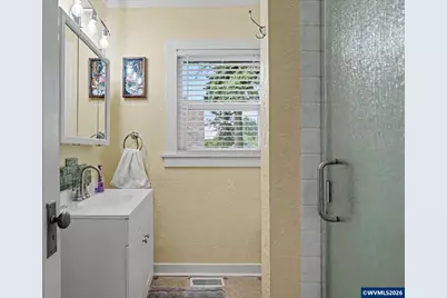 824 Chadwick St, Silverton, OR 97381 - Photo 11