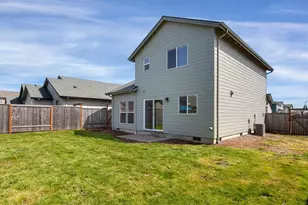 1819 SE Blueberry St, Dallas, OR 97338 - Photo 29
