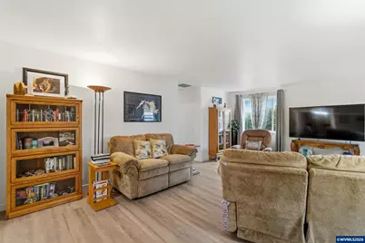 634 30th Av SE, Albany, OR 97322 - Photo 9
