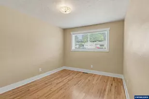 4094 Barrett St S, Salem, OR 97302 - Photo 23