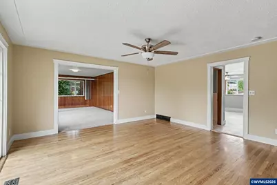 4094 Barrett St S, Salem, OR 97302 - Photo 7