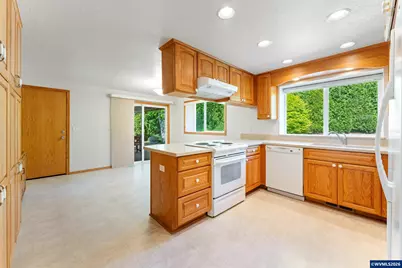 7062 Offenbach Ct SE, Keizer, OR 97303 - Photo 13