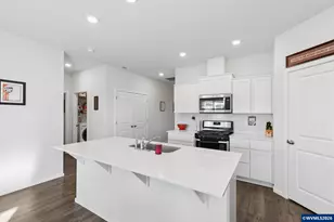 4841 Skylab Ave NE, Salem, OR 97305 - Photo 9